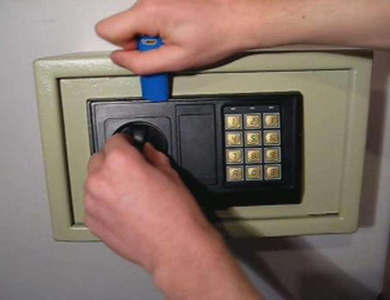 连云24小时上门开锁公司